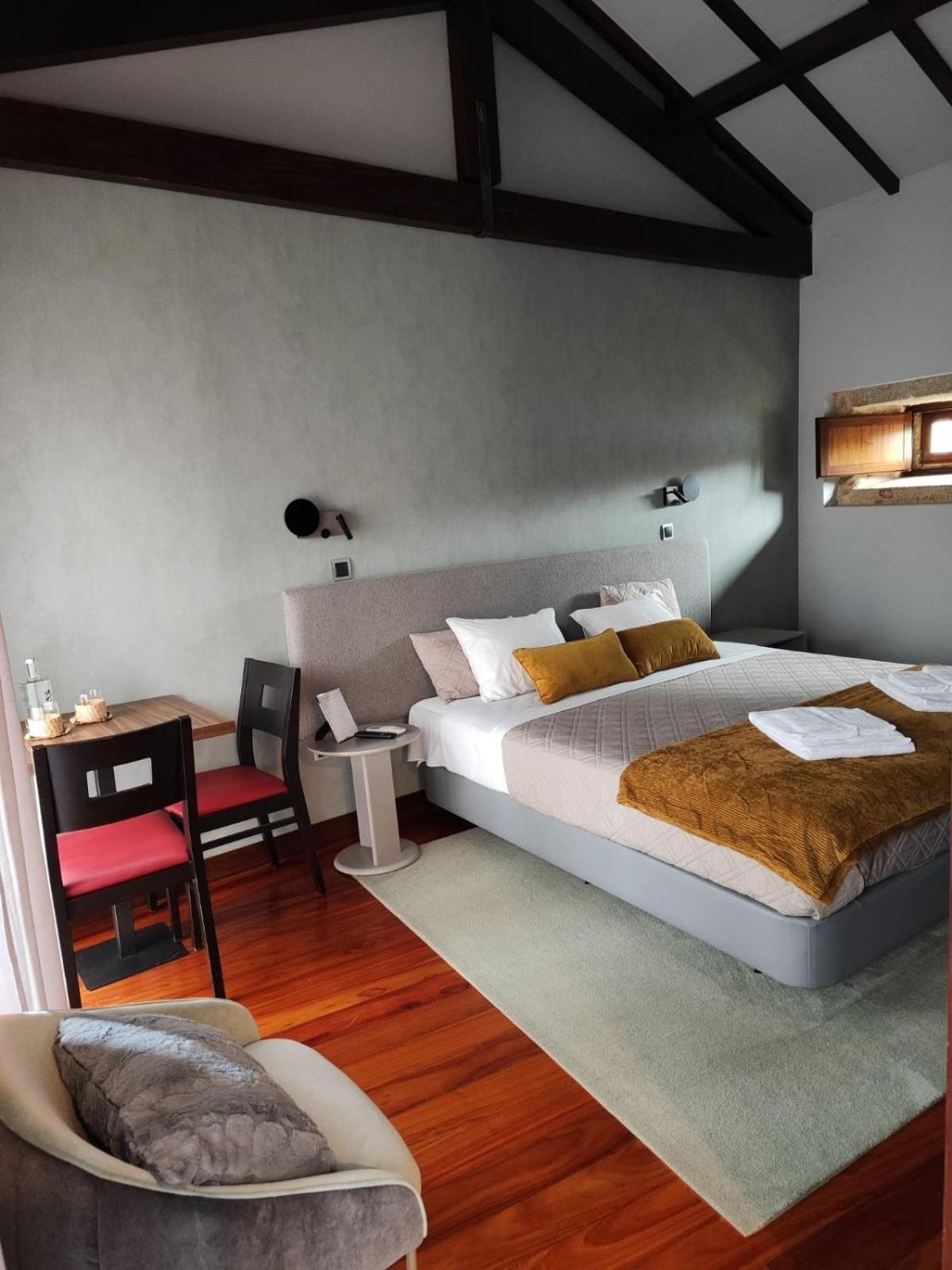 Quinta Do Esquilo - Hotel Rural Rendufe Bagian luar foto